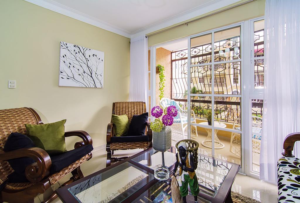 Blanco Vacation Properties Apartment ซานติอาโก เด ลอสกาบาเญโรส ภายนอก รูปภาพ
